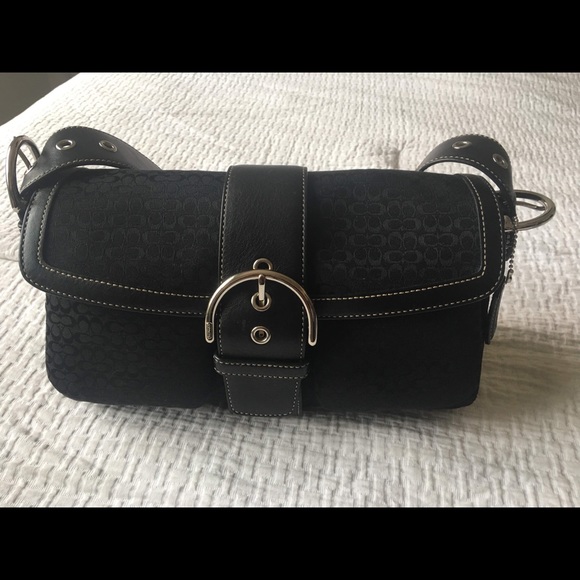 Authentic Coach shoulder bag - Picture 1 of 4